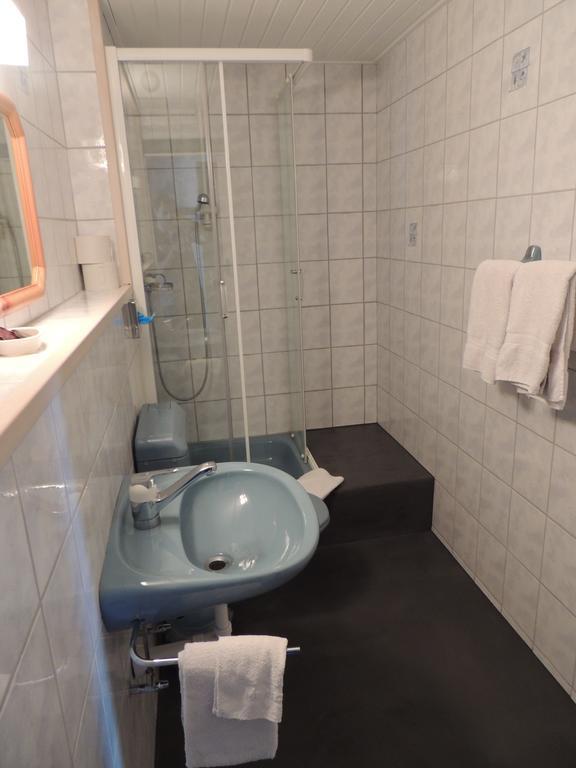 Cousset Hotel De La Gare חדר תמונה