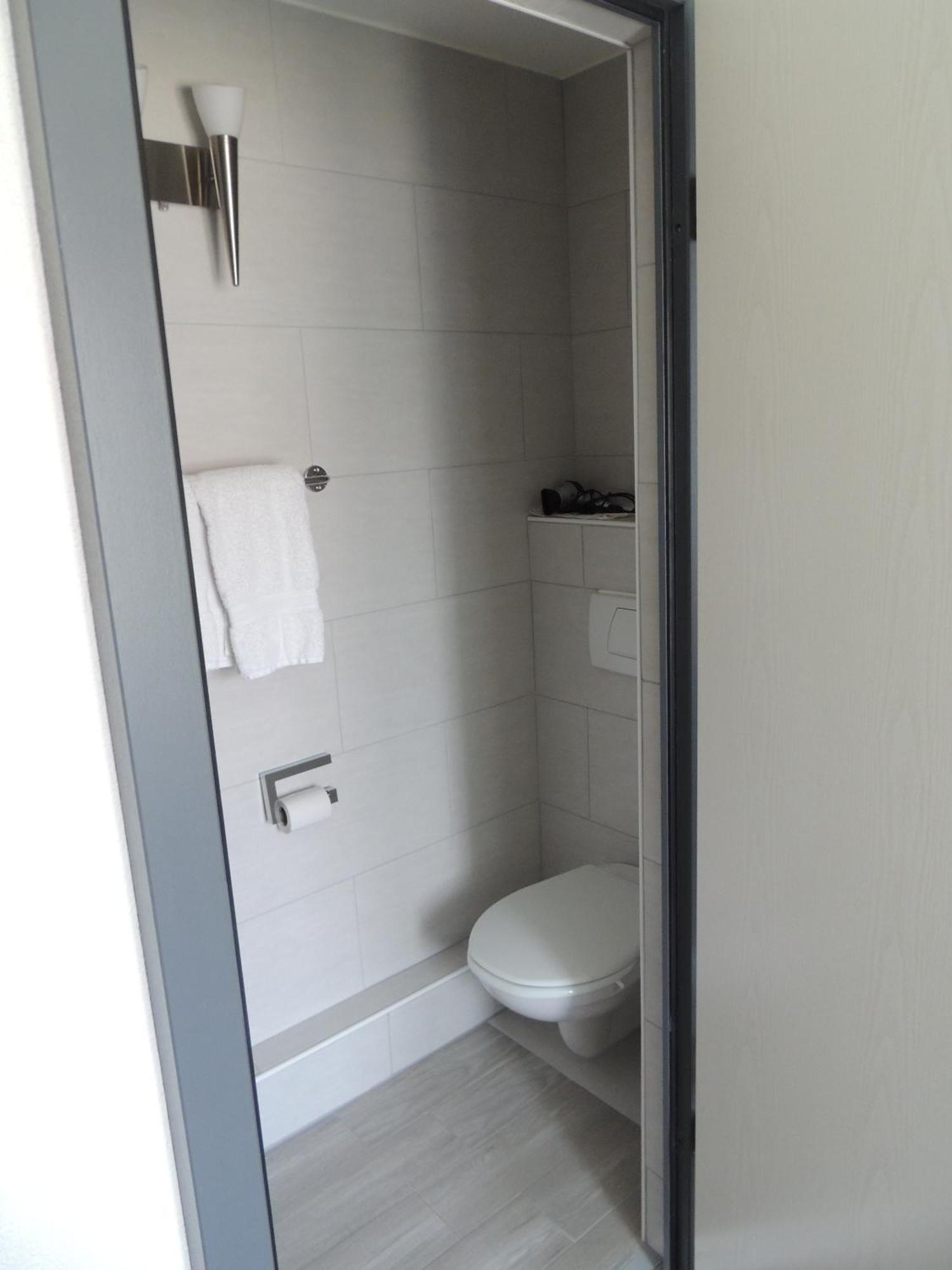 Cousset Hotel De La Gare חדר תמונה